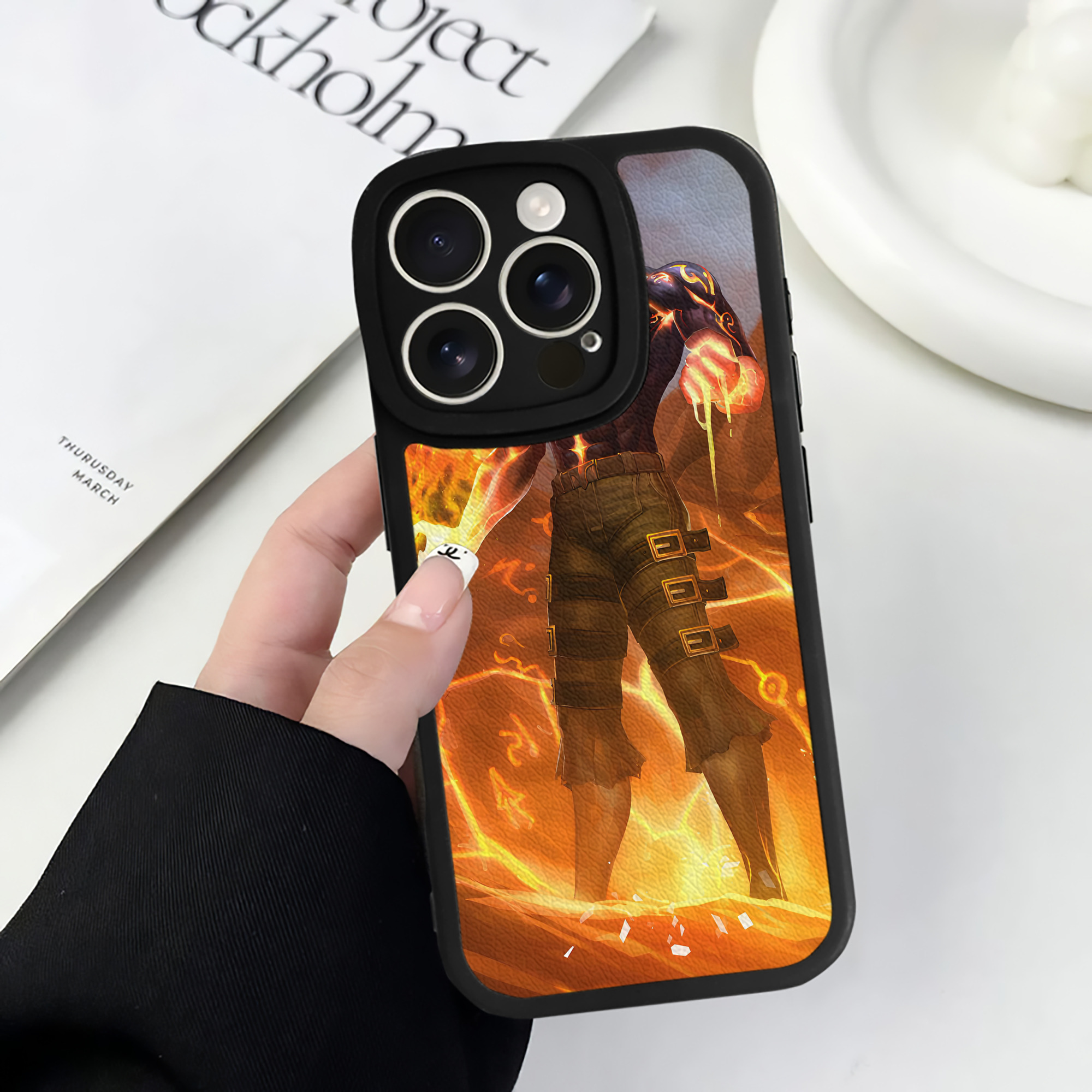 リーグ・オブ・レジェンド League of Legends LOL 【iPhone 16シリーズ対応】シリコンスマホケース（レザー調） 材質：シリコン